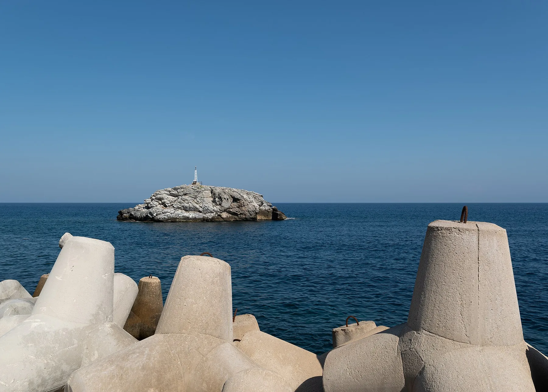 Travel view of Evdilos, Greece