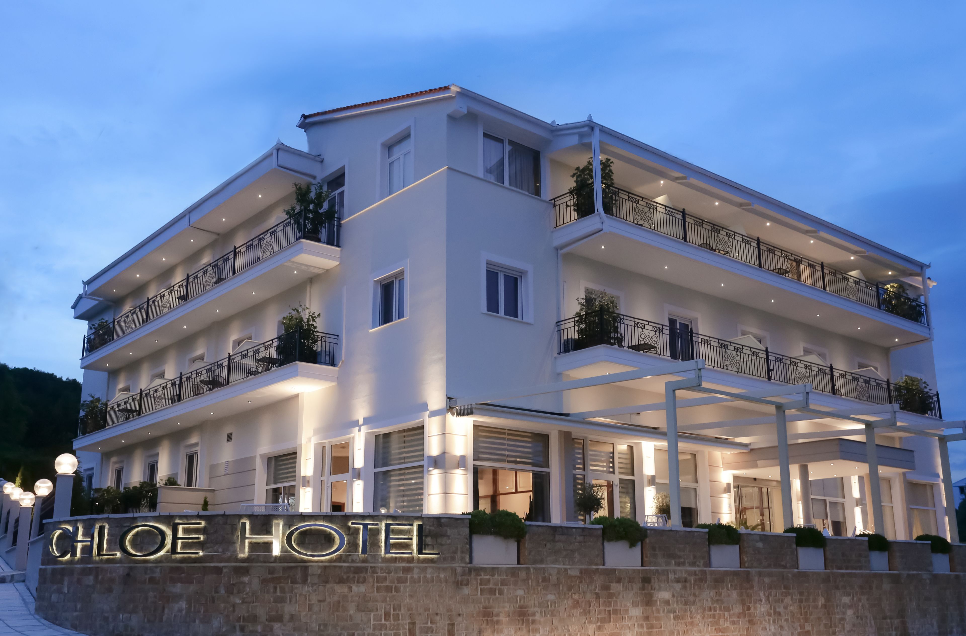 Chloe Hotel gallery image 5