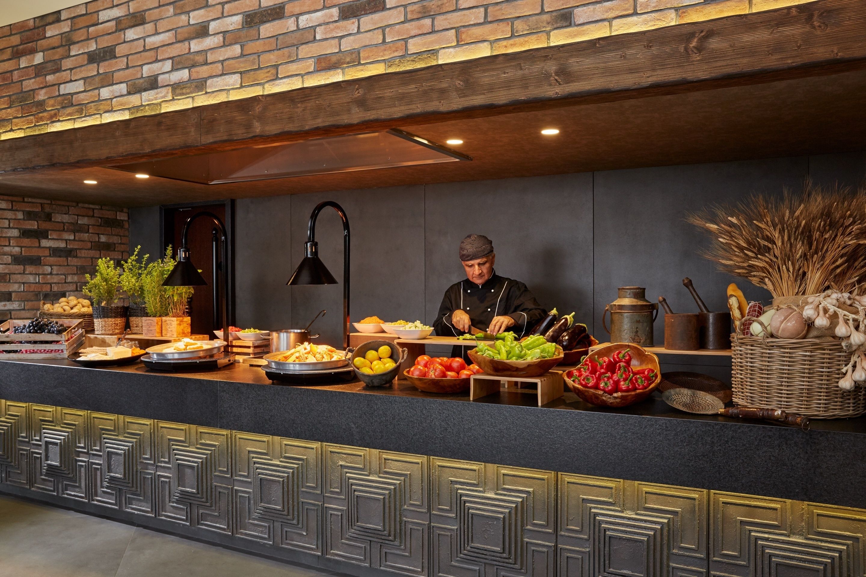 Limneon Resort & Spa gallery image 4