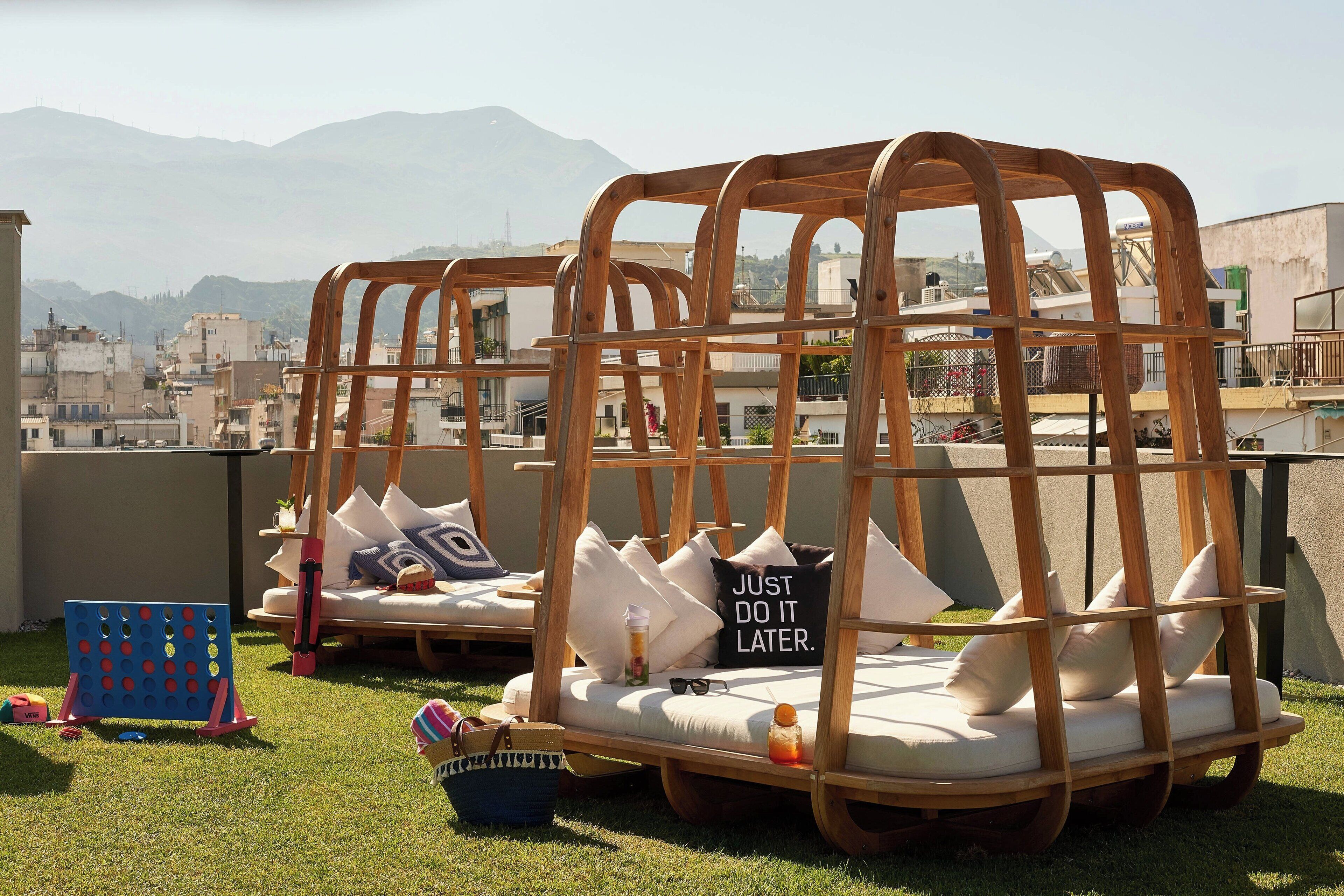 Moxy Patra Marina gallery image 3